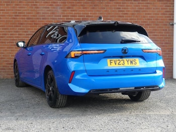 Used Vauxhall Astra 2023 for sale - 76227940: Photo 3
