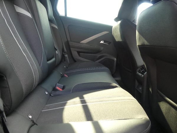 Used Vauxhall Astra 2023 for sale - 76227940: Photo 41