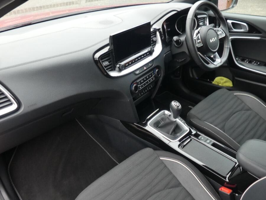 Used Kia Ceed 2024 for sale - 77320651: Photo 2