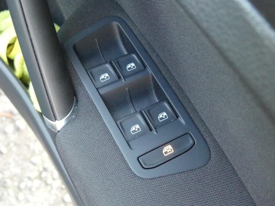 Used Volkswagen Golf 2019 for sale - 76349290: Photo 36