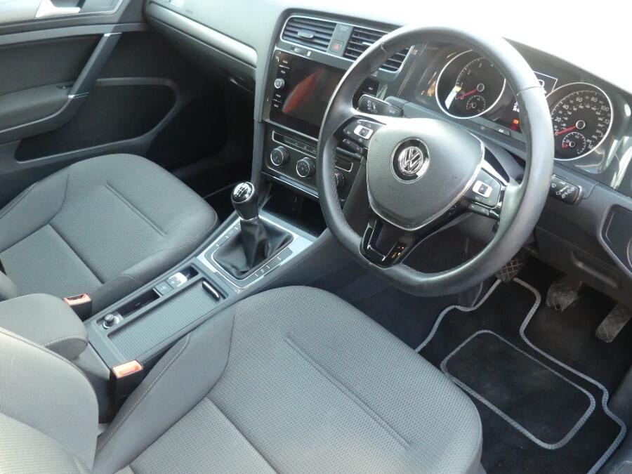 Used Volkswagen Golf 2019 for sale - 76349290: Photo 37