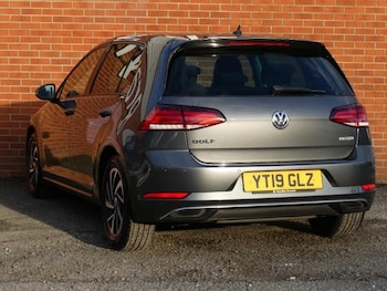 Used Volkswagen Golf 2019 for sale - 76349290: Photo