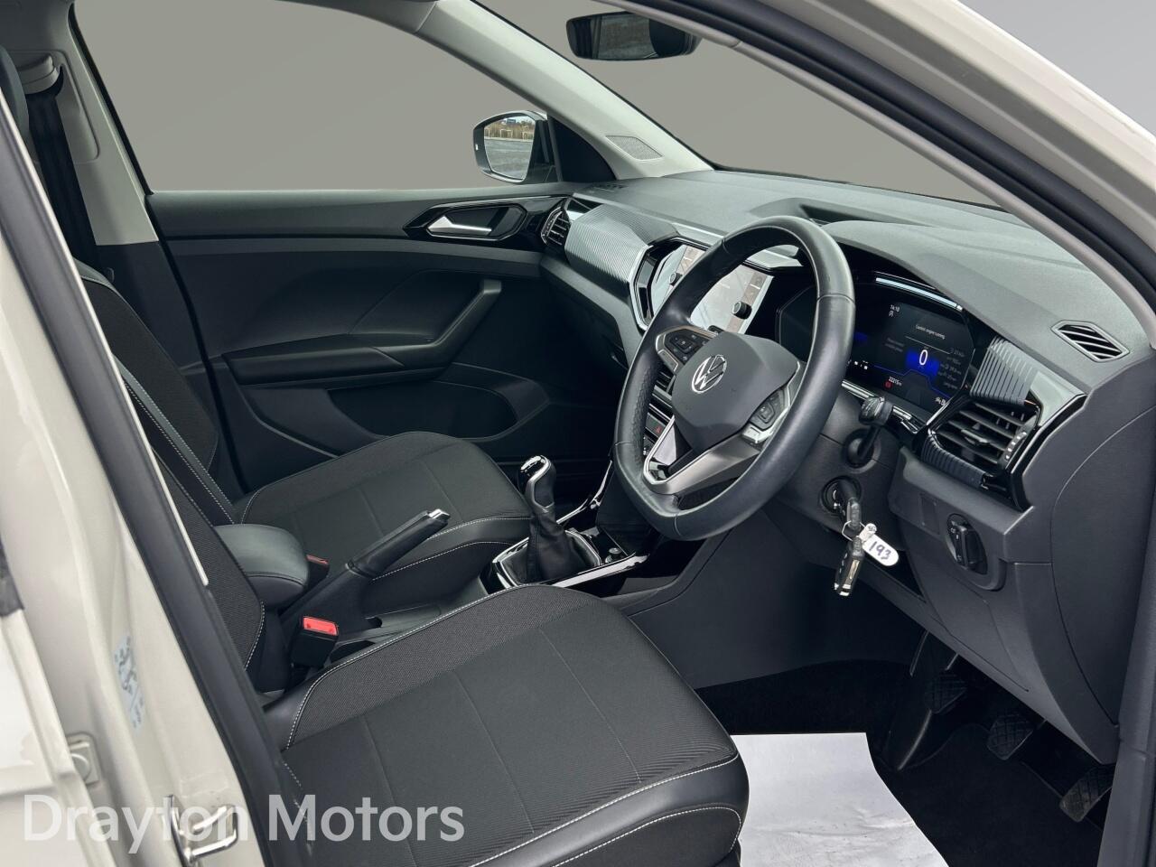 Used Volkswagen T-Cross 2023 for sale - 77550539: Photo 15