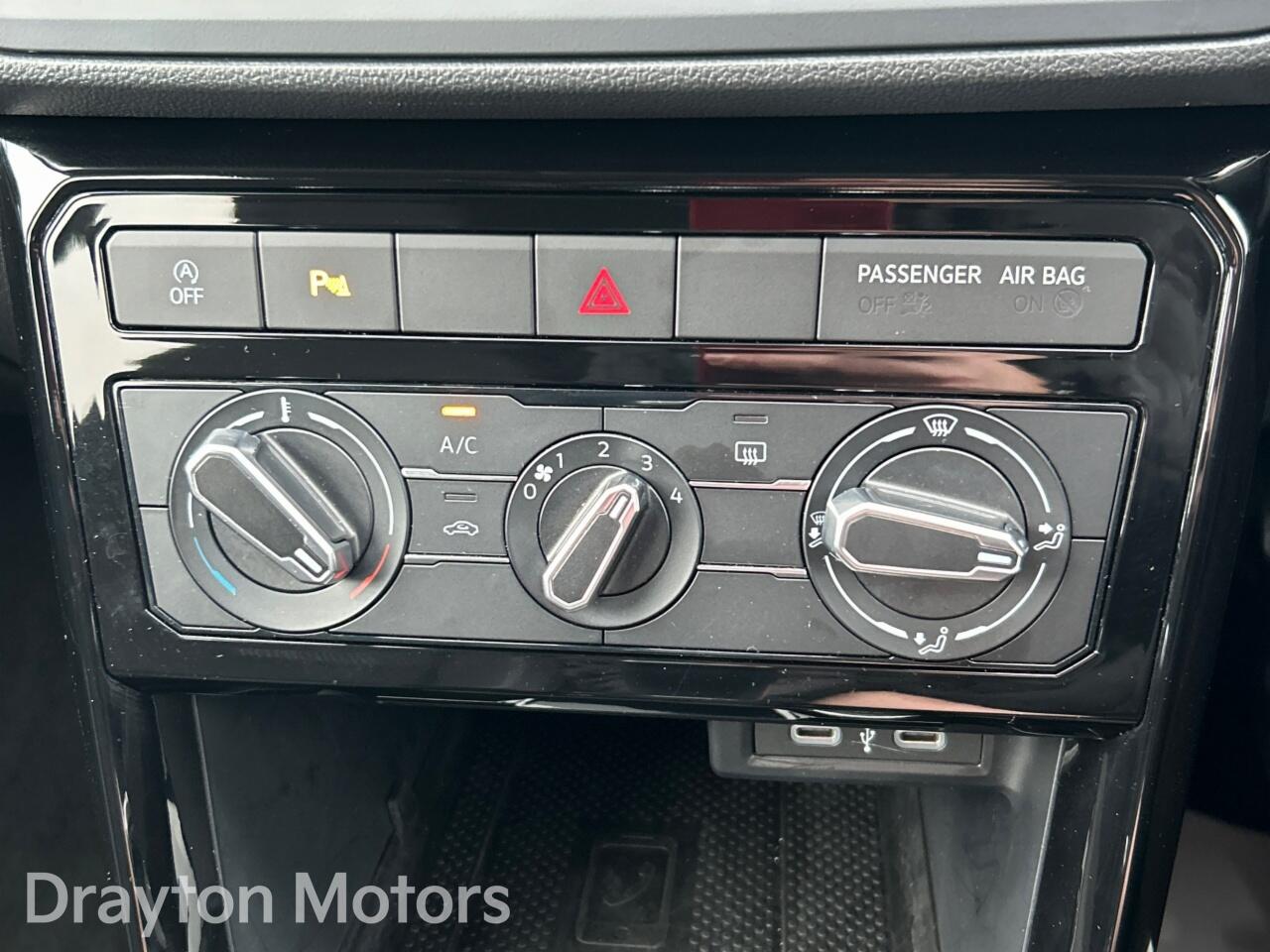 Used Volkswagen T-Cross 2023 for sale - 77550539: Photo 25