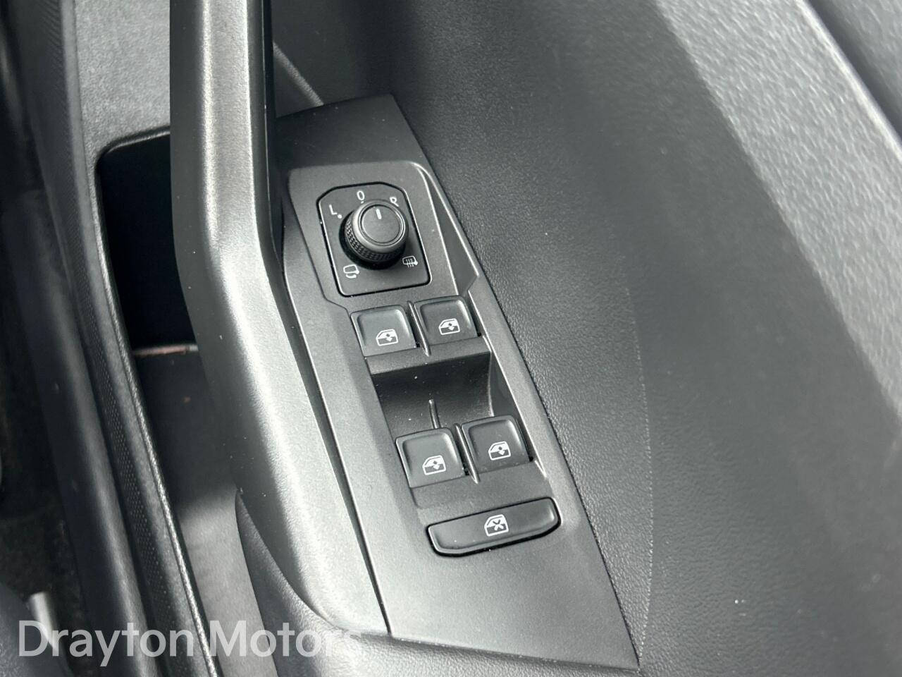 Used Volkswagen T-Cross 2023 for sale - 77550539: Photo 29