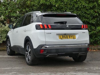 Used Peugeot 3008 2018 for sale - 75965972: Photo