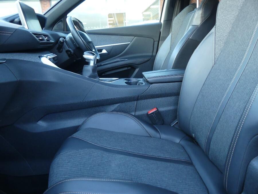 Used Peugeot 3008 2018 for sale - 76371072: Photo 38