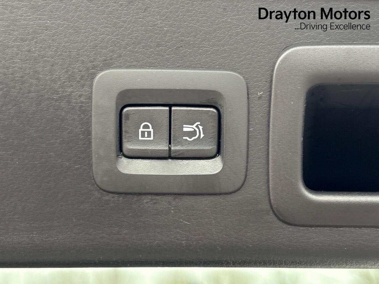 Used Mazda CX-30 2023 for sale - 77455609: Photo 43