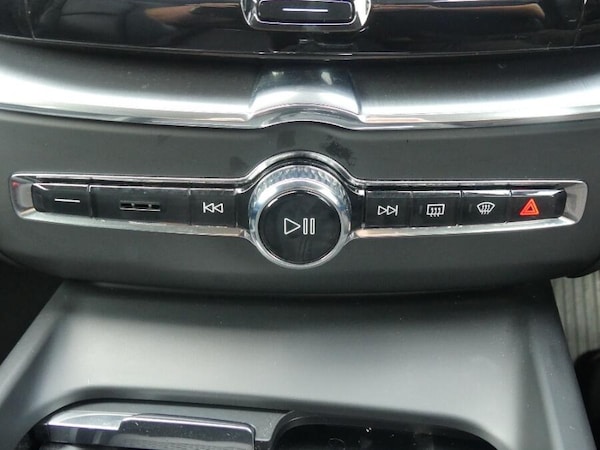 Used Volvo XC60 for sale - 76152383: Photo 31