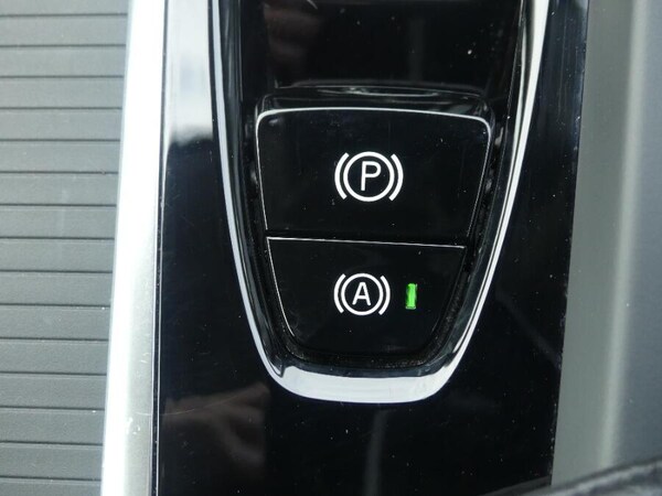 Used Volvo XC60 for sale - 76152383: Photo 35