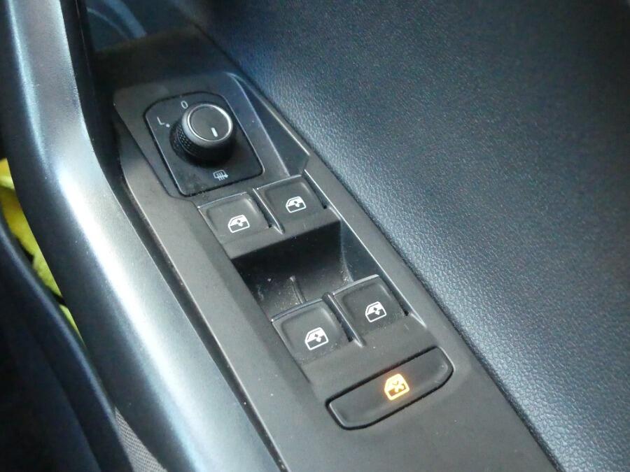 Used Volkswagen Polo 2019 for sale - 76742975: Photo 30