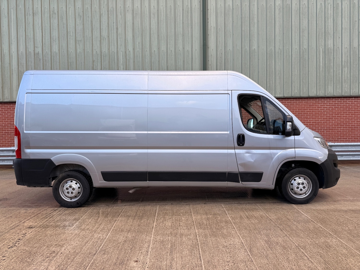 Used Citroen Relay 2023 for sale - 77998300: Photo 2