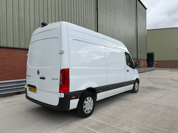 Used Mercedes-Benz Sprinter 2022 for sale - 75921811: Photo