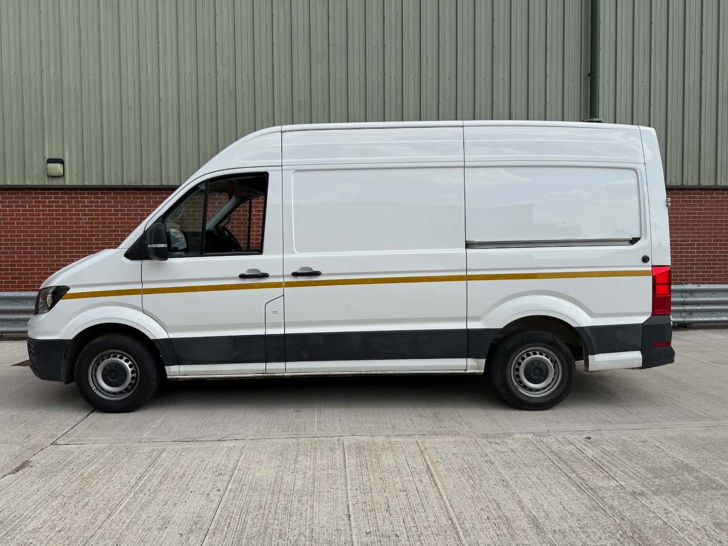 Used Volkswagen Crafter 2023 for sale - 76694723: Photo 8