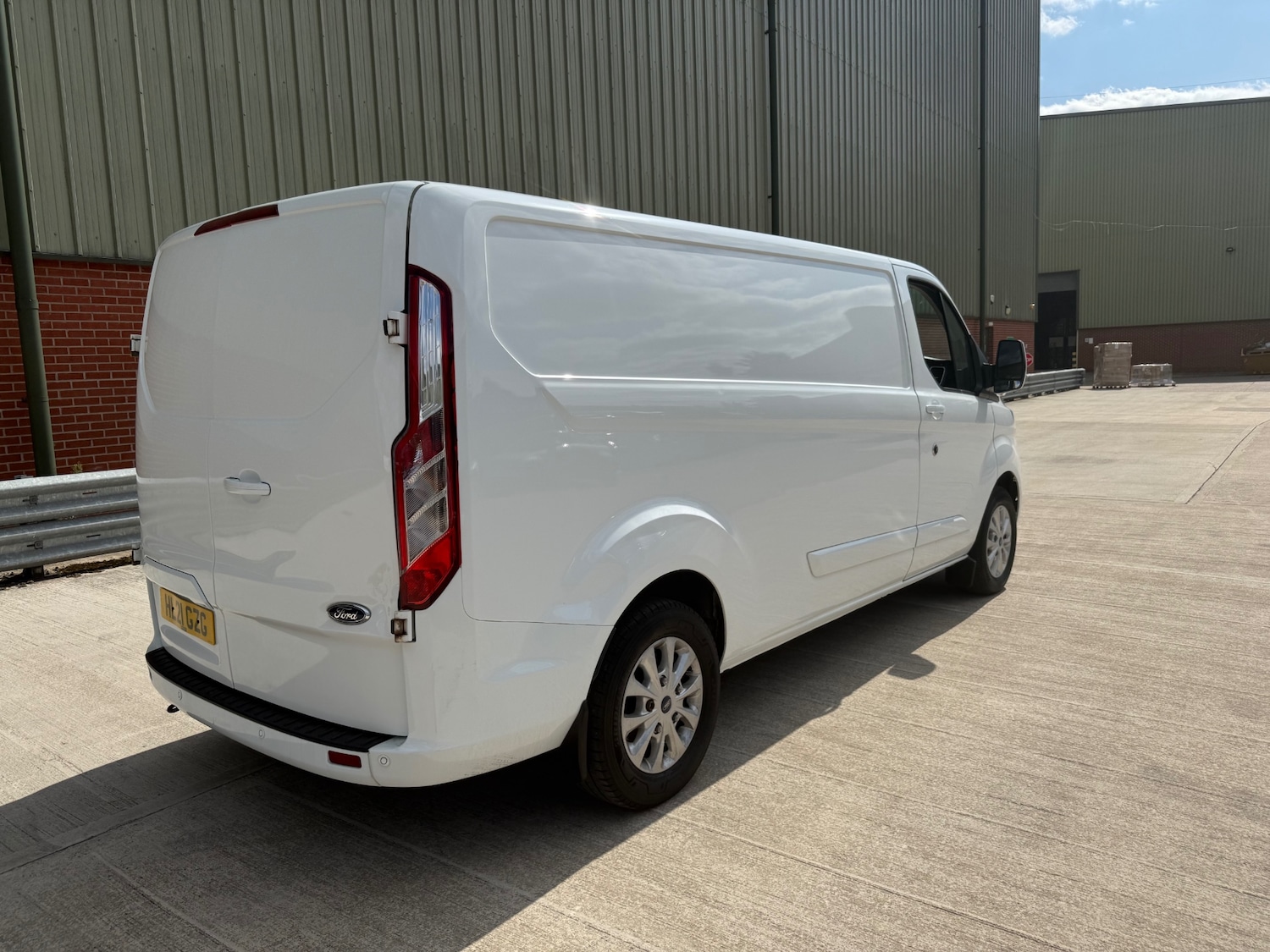 Used Ford Transit Custom 2021 for sale - 76192519: Photo 3