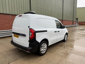 Used Renault Kangoo 2024 for sale - 76627055: Photo