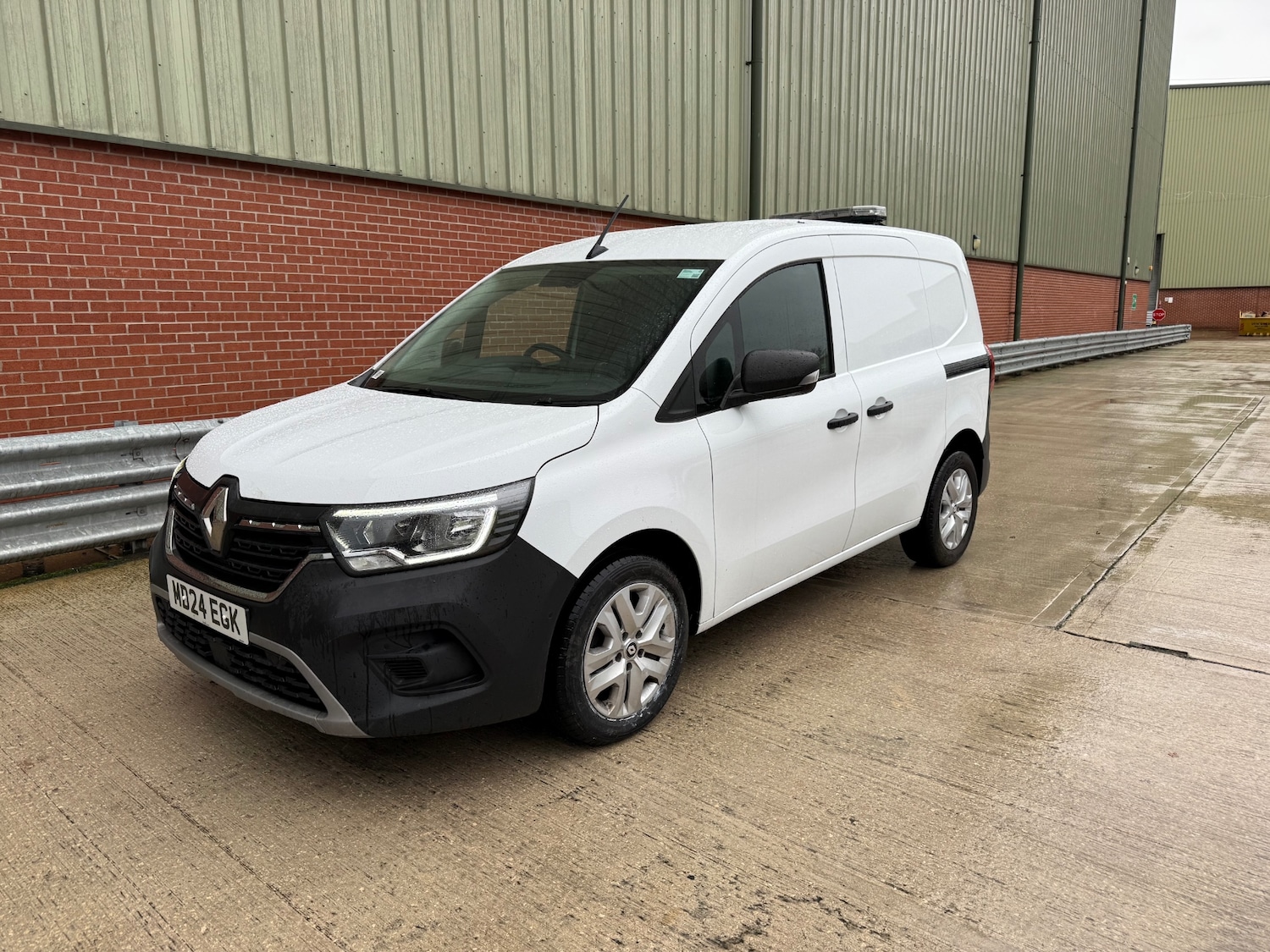 Used Renault Kangoo 2024 for sale - 76627055: Photo 9