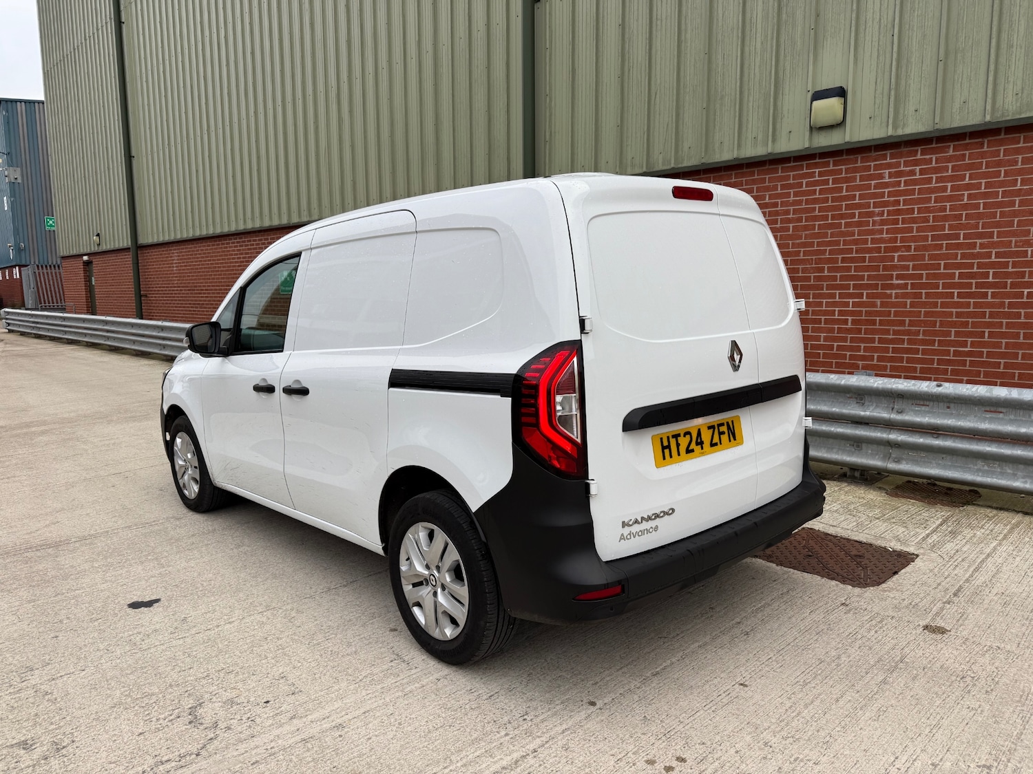Used Renault Kangoo 2024 for sale - 77504363: Photo 7