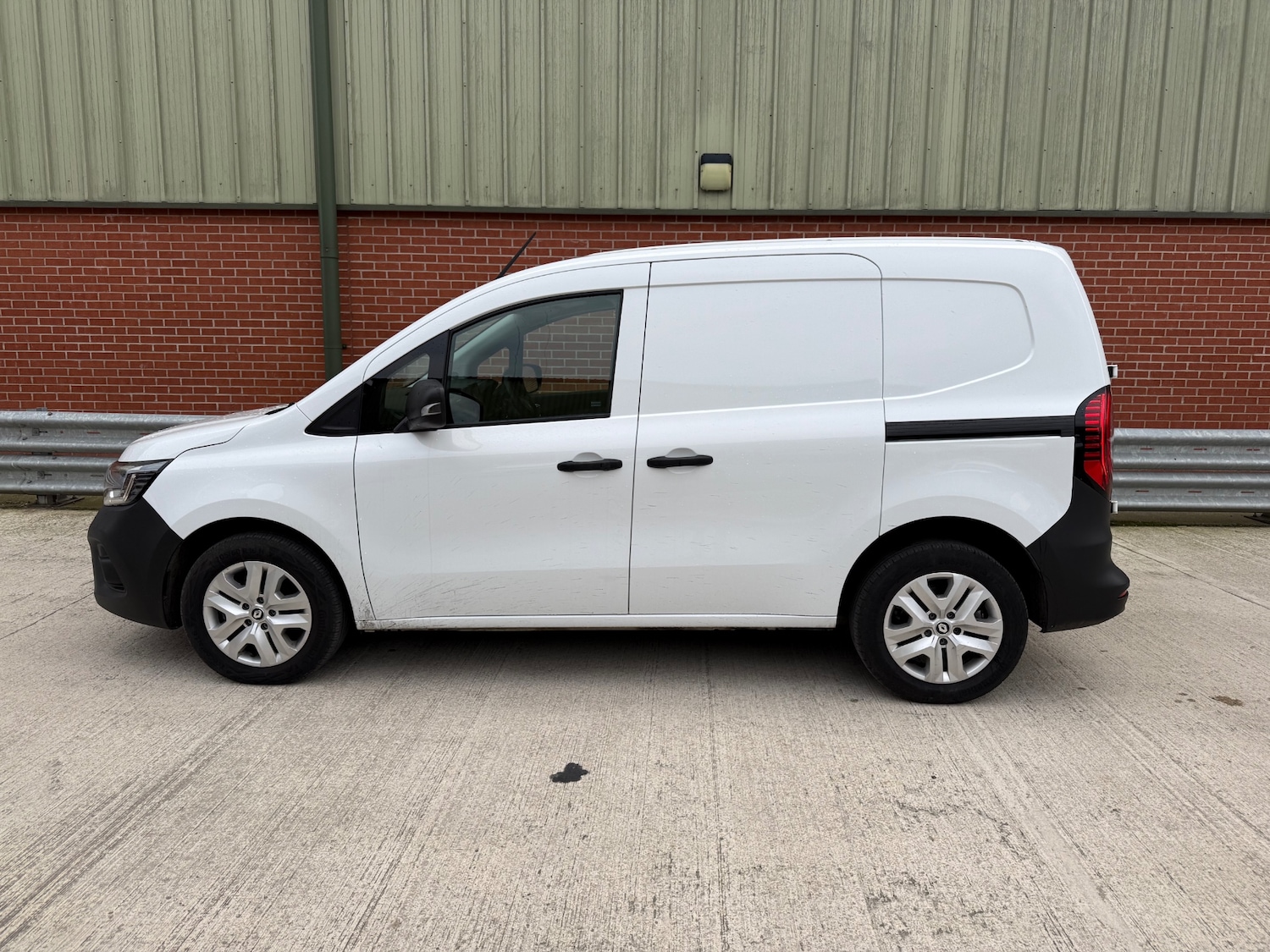 Used Renault Kangoo 2024 for sale - 77504363: Photo 8