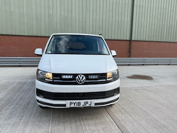 Used Volkswagen Transporter 2018 for sale - 76063818: Photo