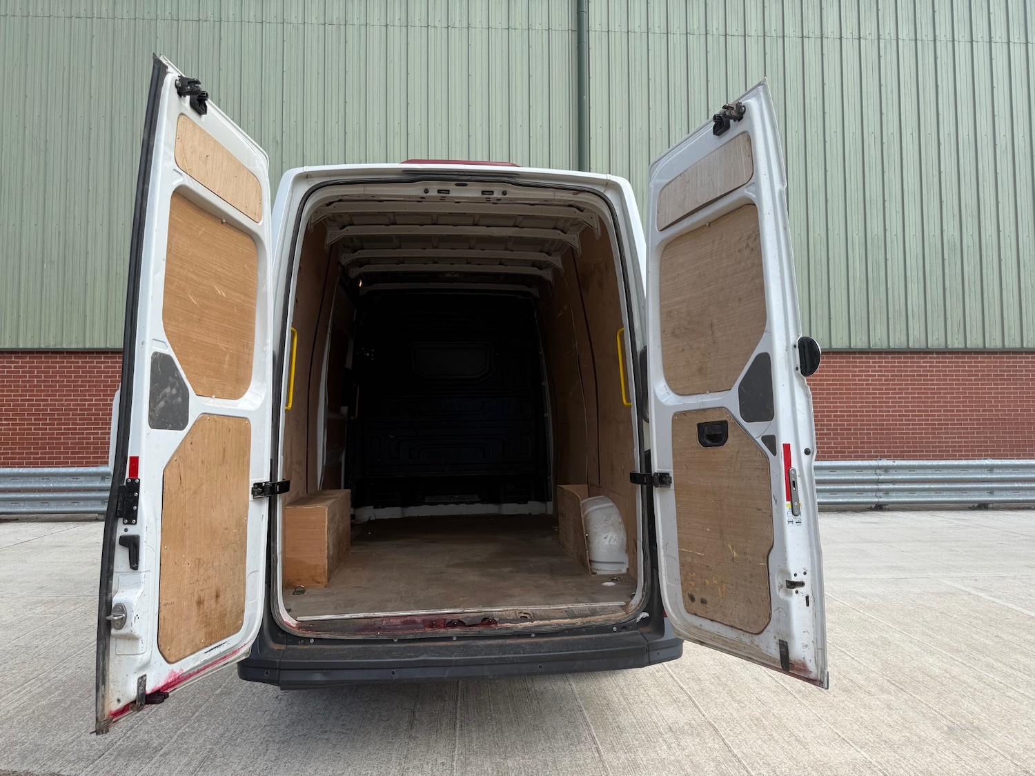 Used Volkswagen Transporter 2023 for sale - 76436497: Photo 6