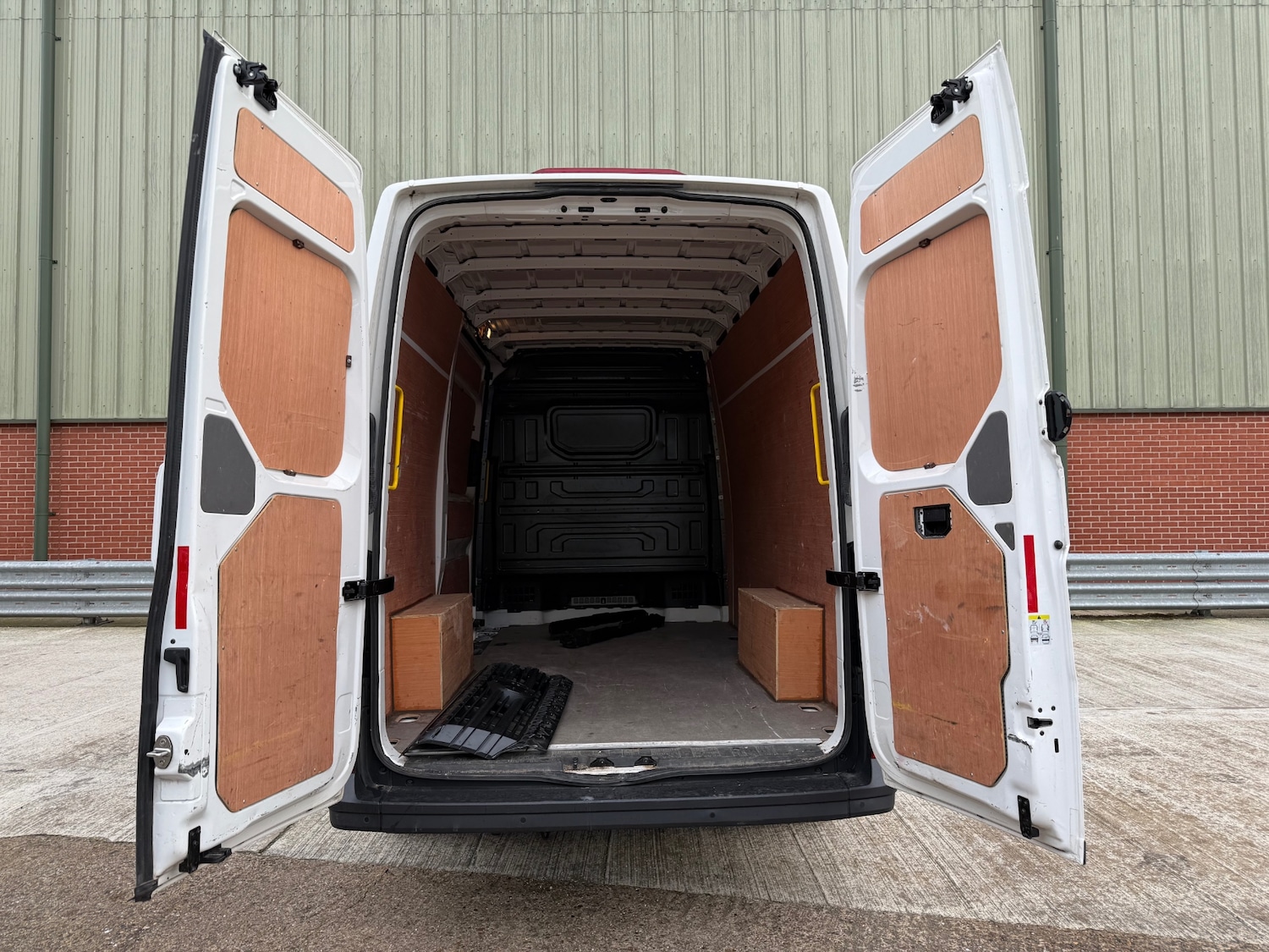 Used Volkswagen Crafter 2023 for sale - 77093985: Photo 6