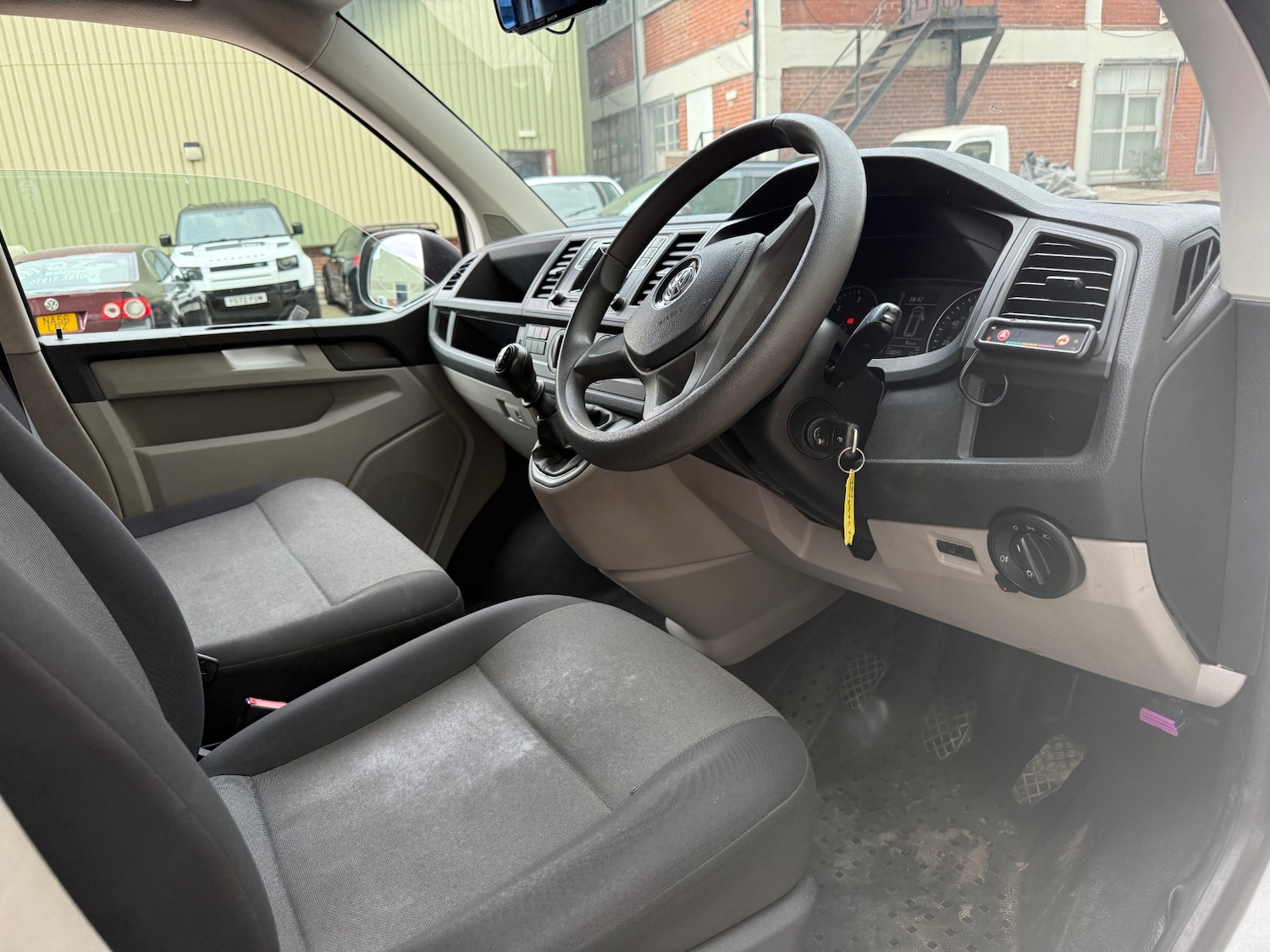 Used Volkswagen Transporter 2019 for sale - 76206497: Photo 14