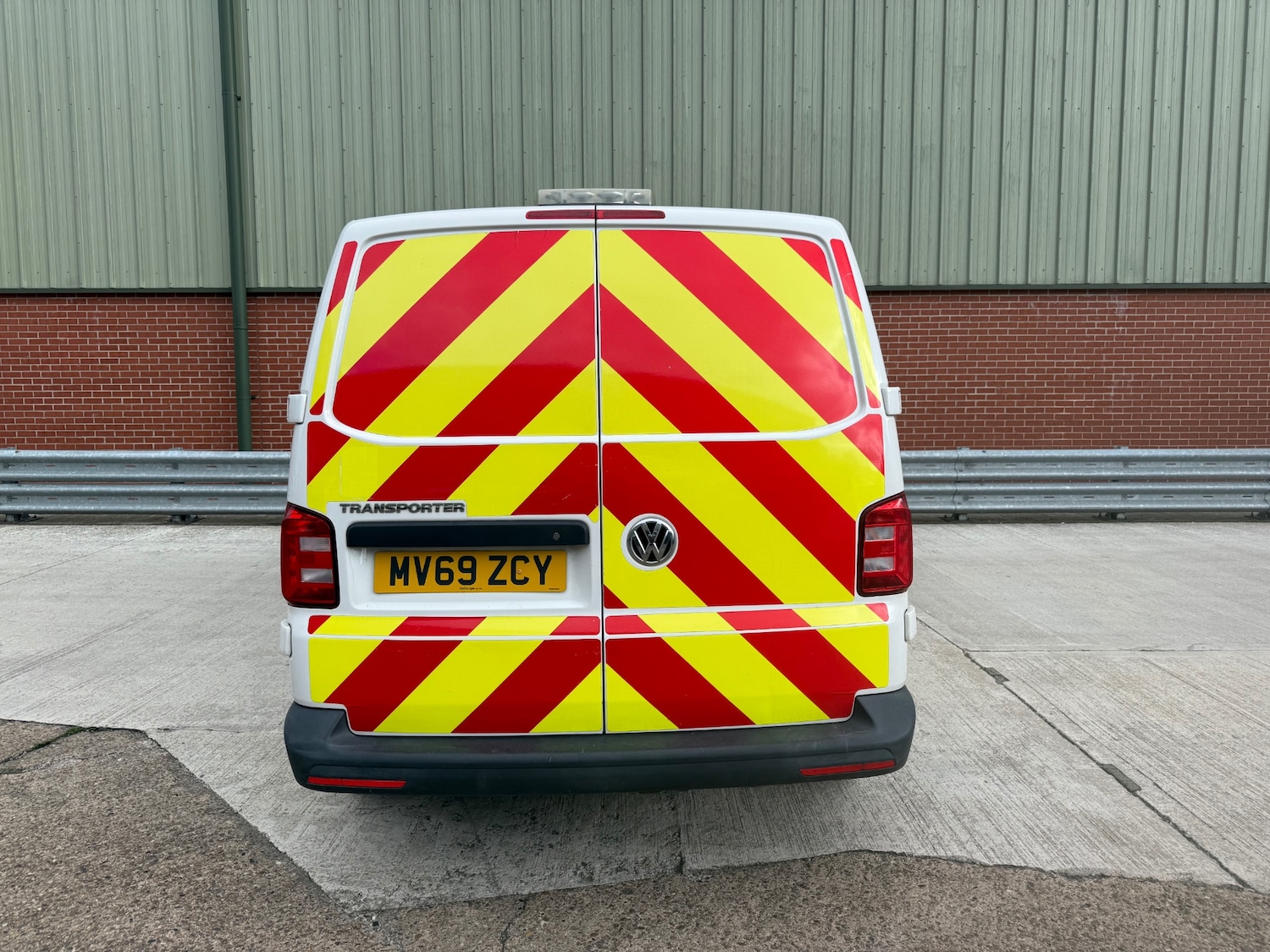 Used Volkswagen Transporter 2019 for sale - 76206497: Photo 8