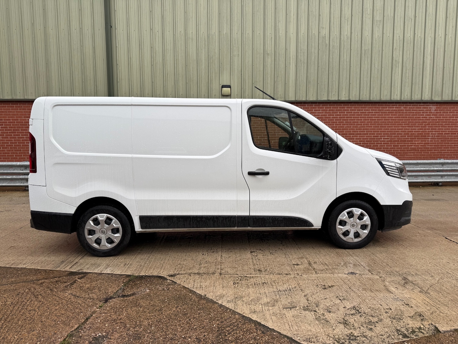 Used Renault Trafic 2022 for sale - 77011985: Photo 2