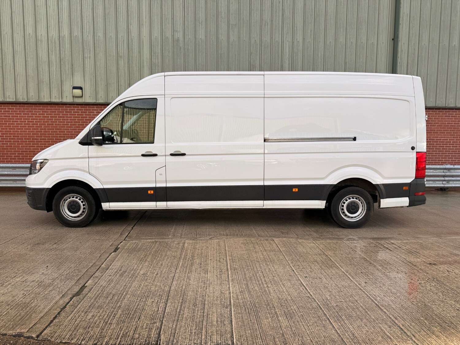 Used Volkswagen Crafter 2023 for sale - 77679187: Photo 8