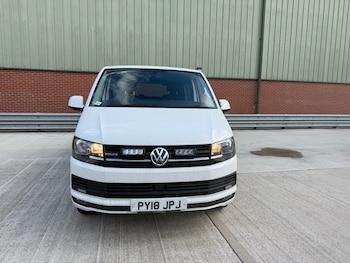Used Volkswagen Transporter 2018 for sale - 77502704: Photo