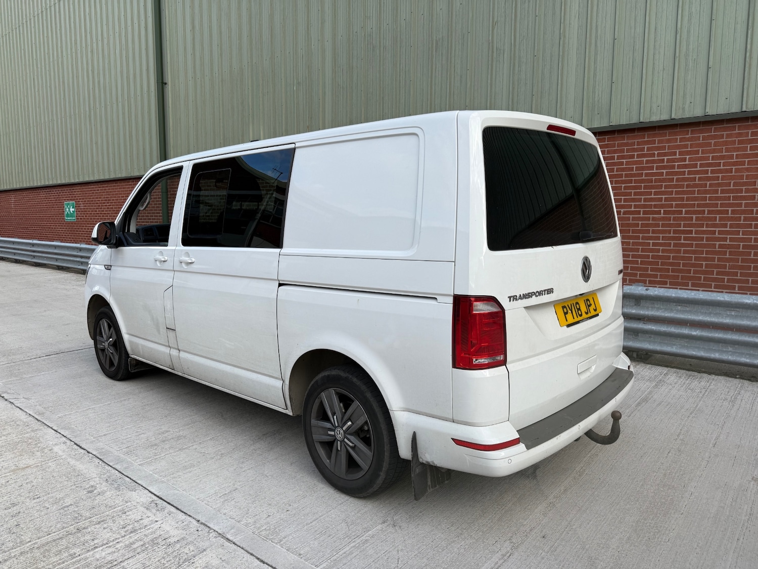 Used Volkswagen Transporter 2018 for sale - 77502704: Photo 7