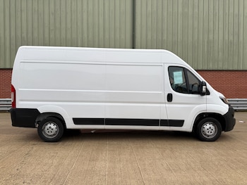 Used Peugeot Boxer 2023 for sale - 76611684: Photo