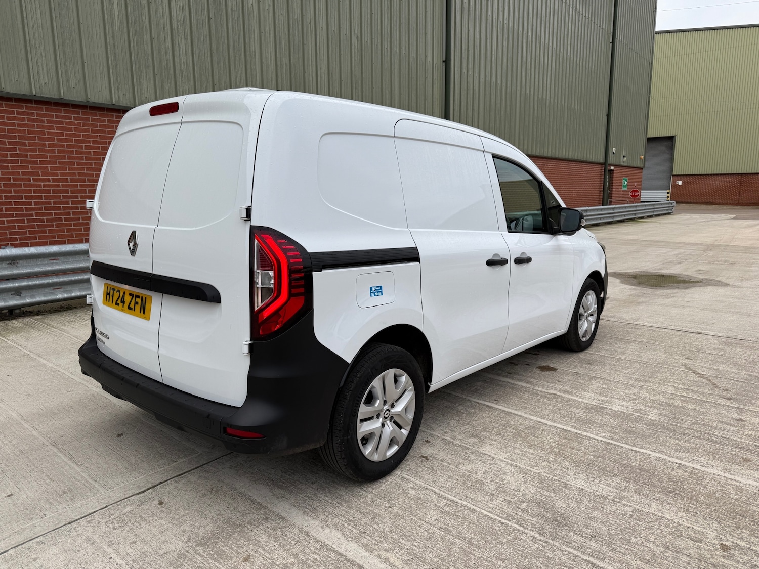 Used Renault Kangoo 2024 for sale - 77195705: Photo 3