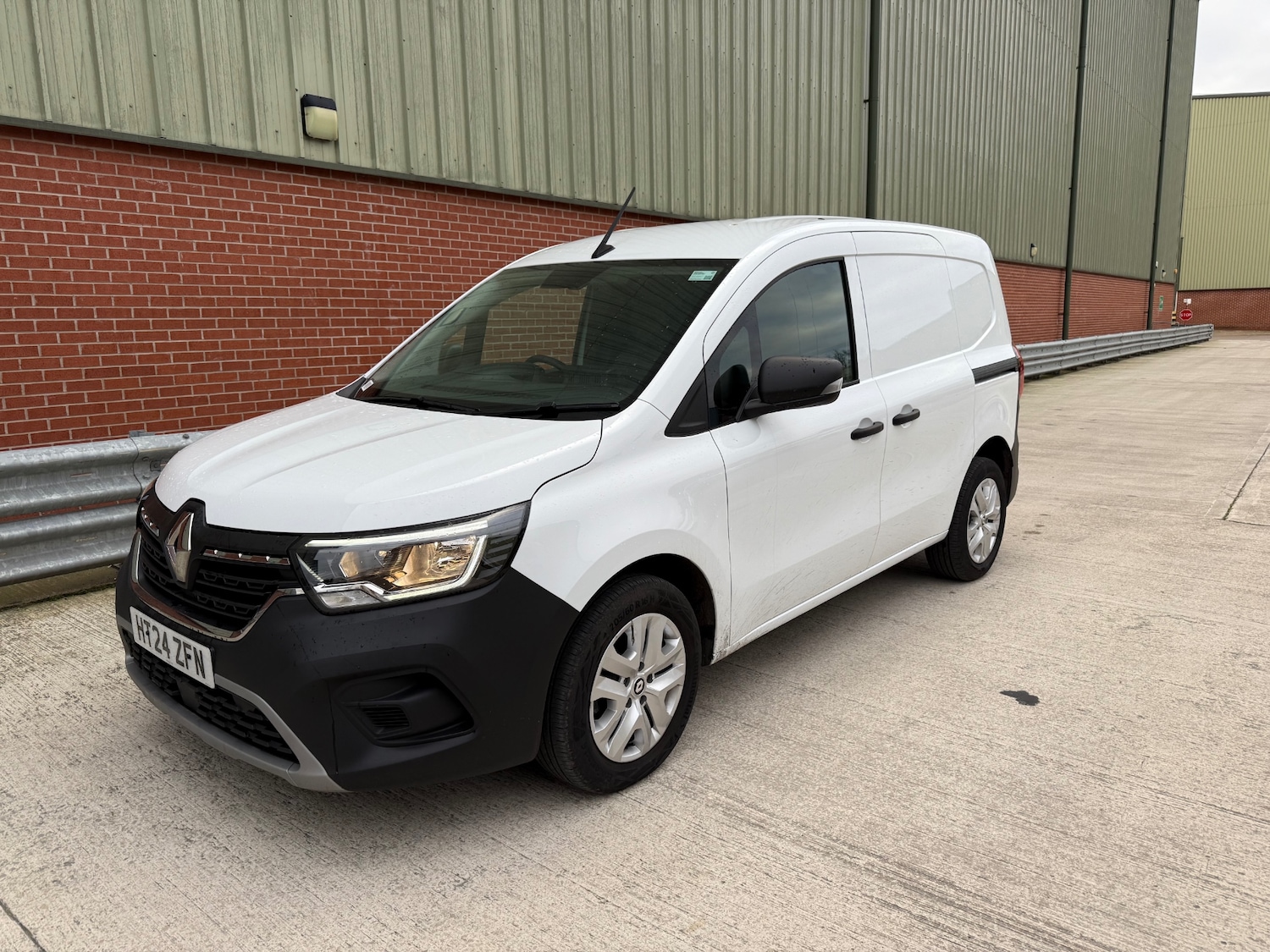 Used Renault Kangoo 2024 for sale - 77195705: Photo 9