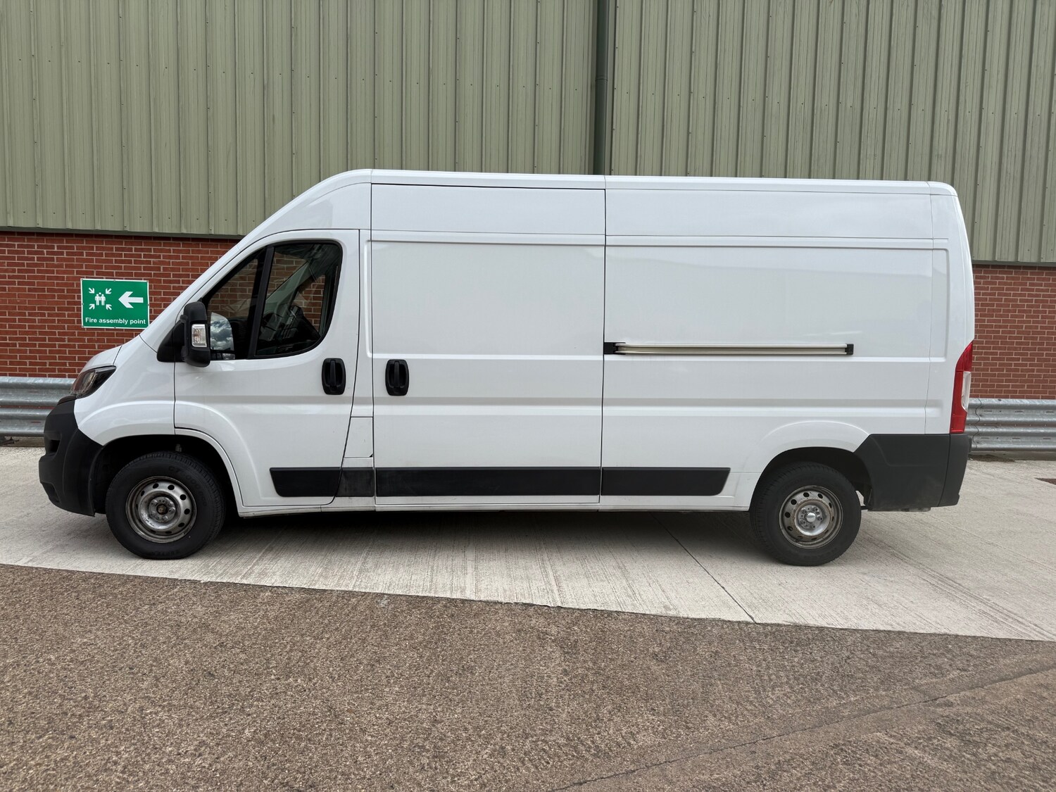Used Peugeot Boxer 2024 for sale - 76341025: Photo 7