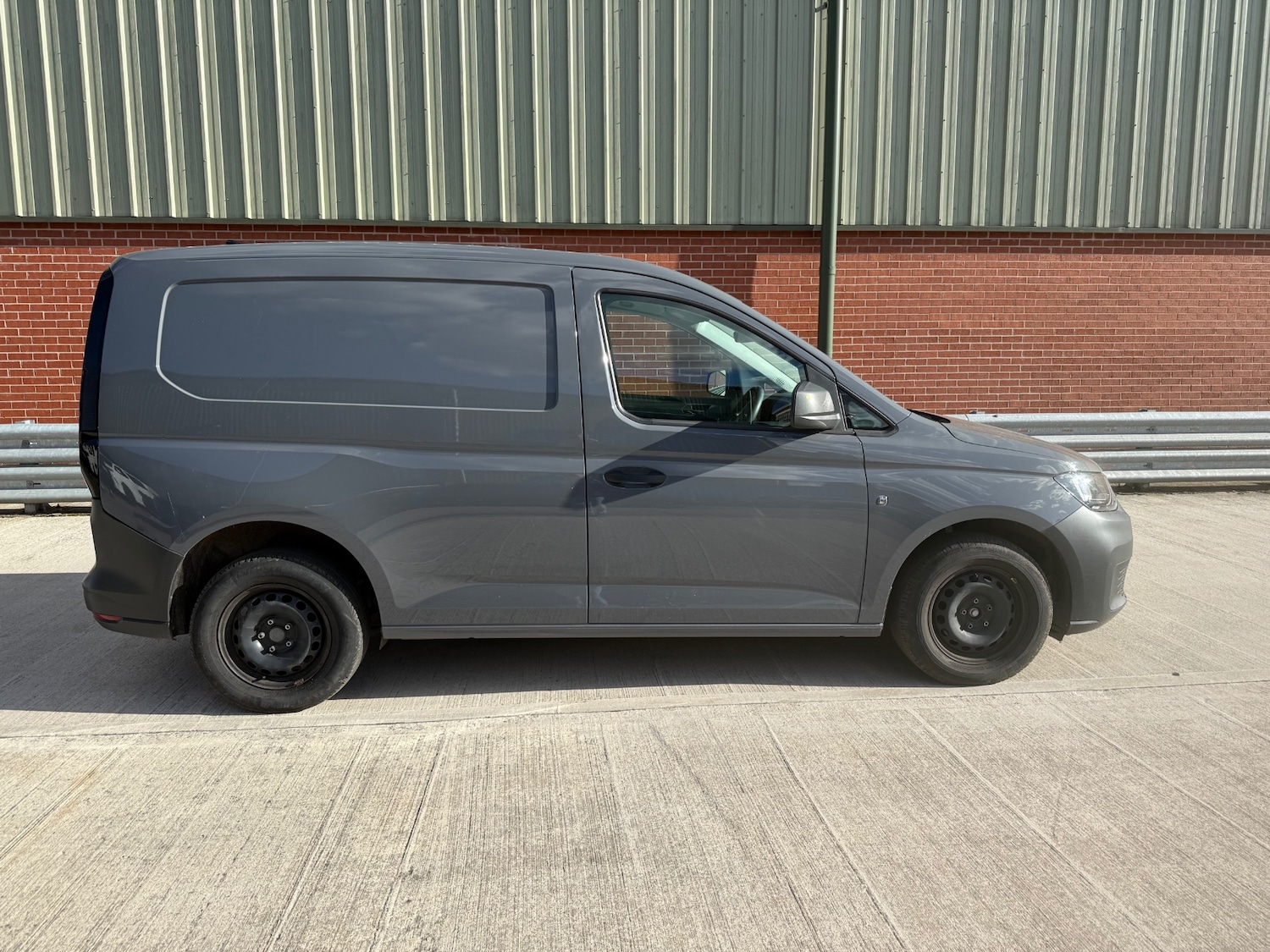 Used Volkswagen Caddy 2022 for sale - 76879387: Photo 2