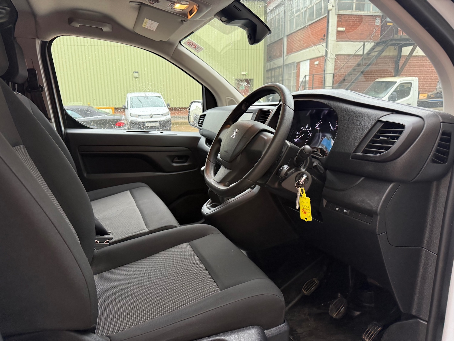 Used Peugeot Partner 2023 for sale - 77004810: Photo 10