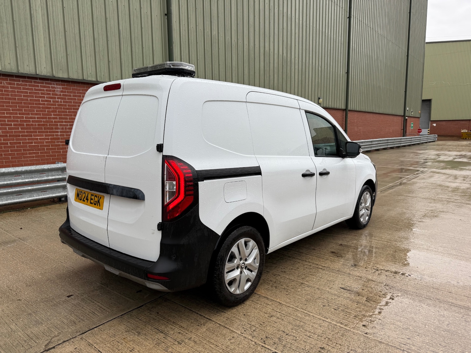 Used Renault Kangoo 2024 for sale - 77004726: Photo 3