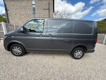 Used Volkswagen Transporter 2024 for sale - 78662350: Photo