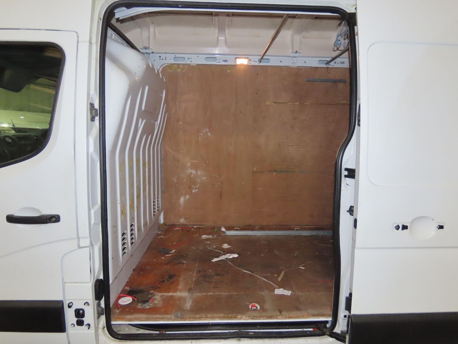 Used Vauxhall Movano 2015 for sale - 77215053: Photo 8