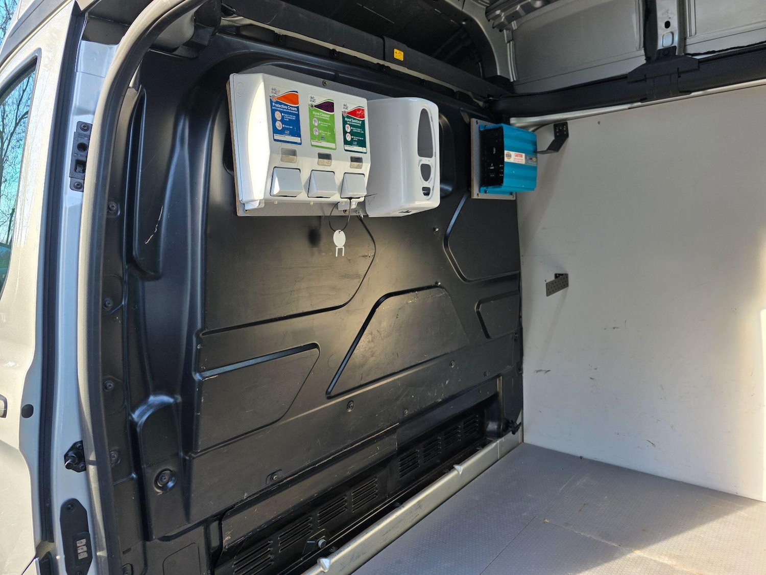 Used Ford Transit Custom 2017 for sale - 77120817: Photo 25