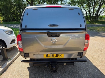 Used Nissan Navara 2019 for sale - 78705058: Photo