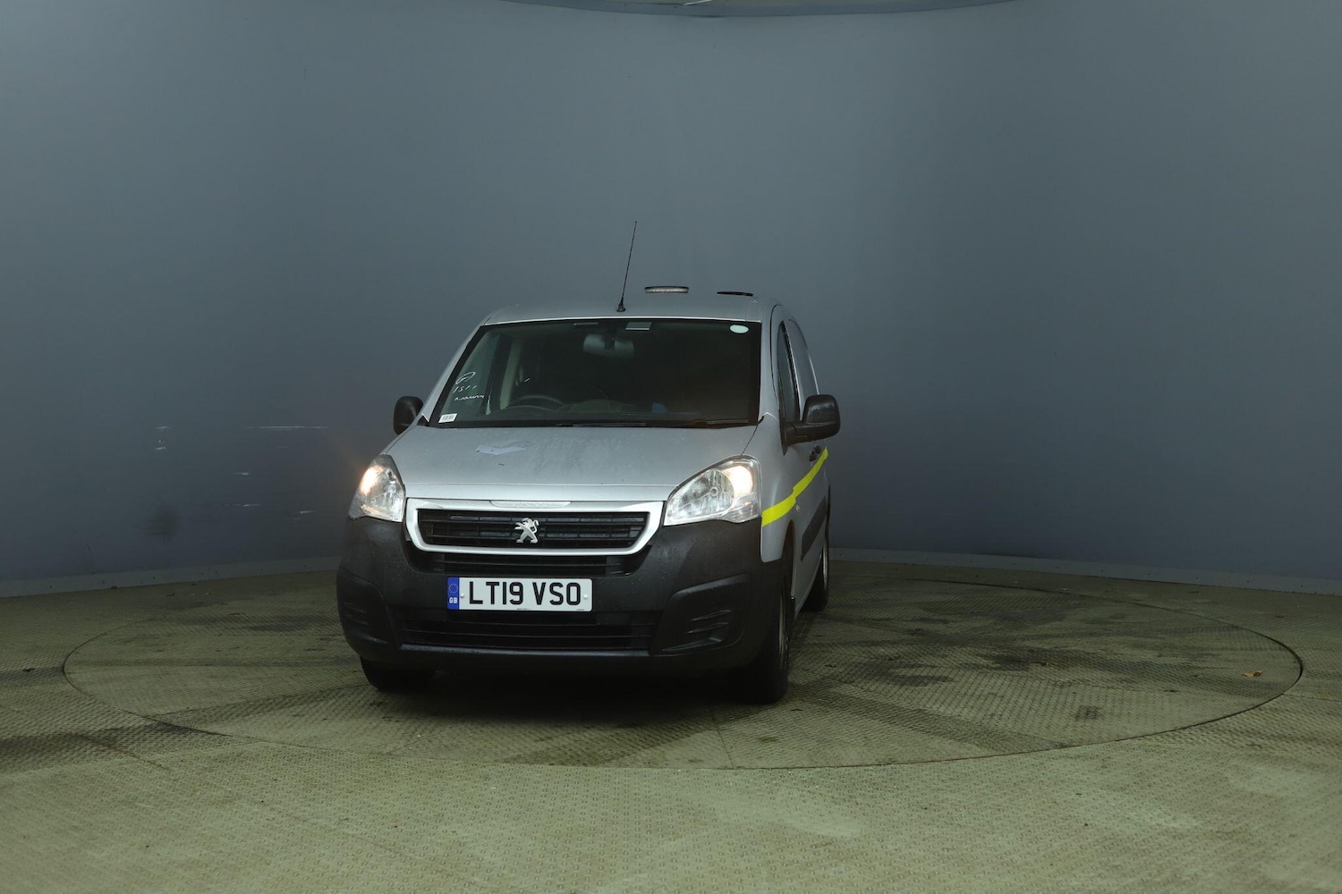 Used Peugeot Partner 2019 for sale - 77854257: Photo 2