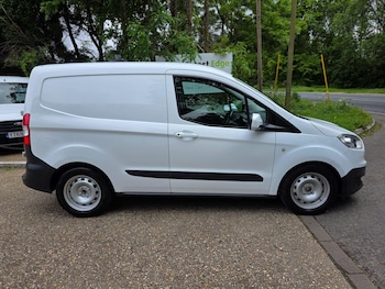 Used Ford Transit Courier 2018 for sale - 78648605: Photo