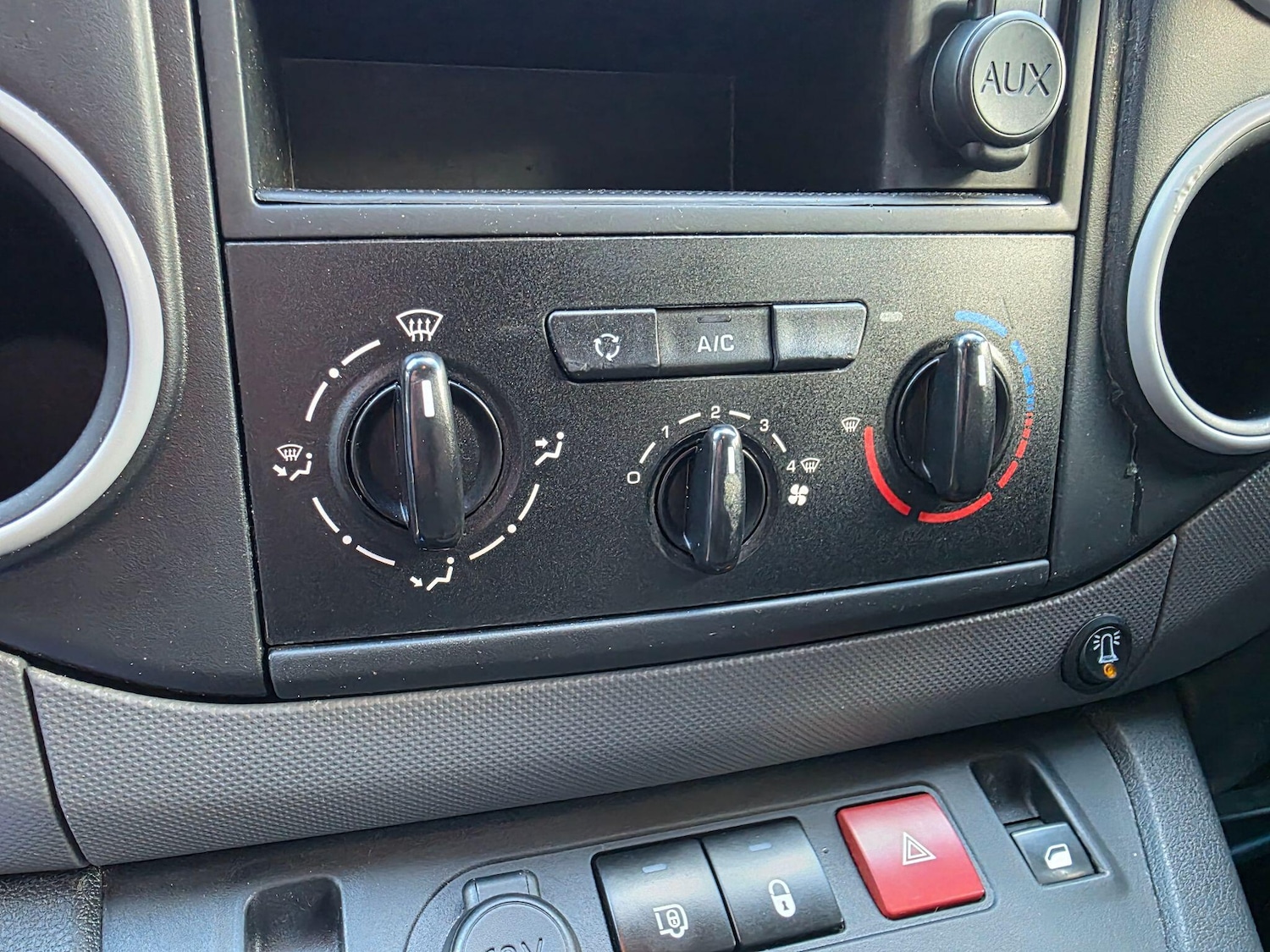 Used Citroen Berlingo 2017 for sale - 77331824: Photo 25