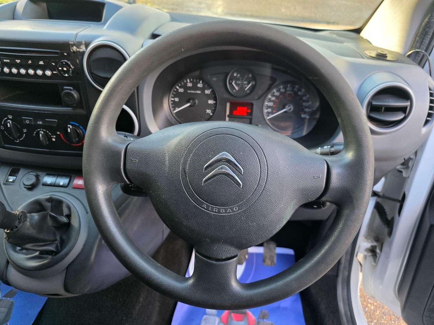 Used Citroen Berlingo 2017 for sale - 77331824: Photo 27