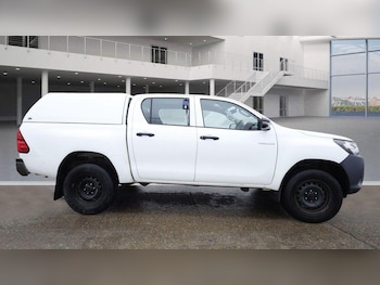 Used Toyota Hilux 2018 for sale - 75977859: Photo