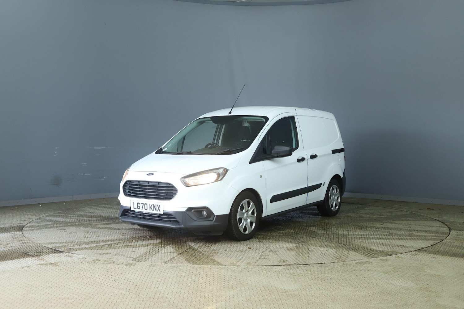 Used Ford Transit Courier for sale - 77684386: Photo 3
