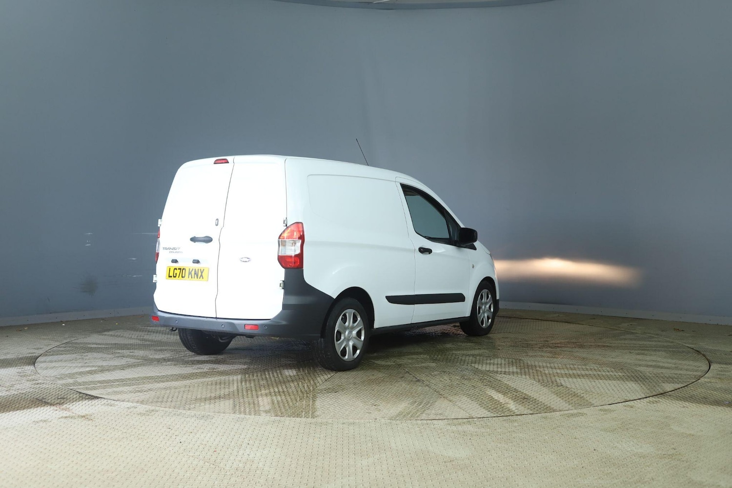 Used Ford Transit Courier for sale - 77684386: Photo 6